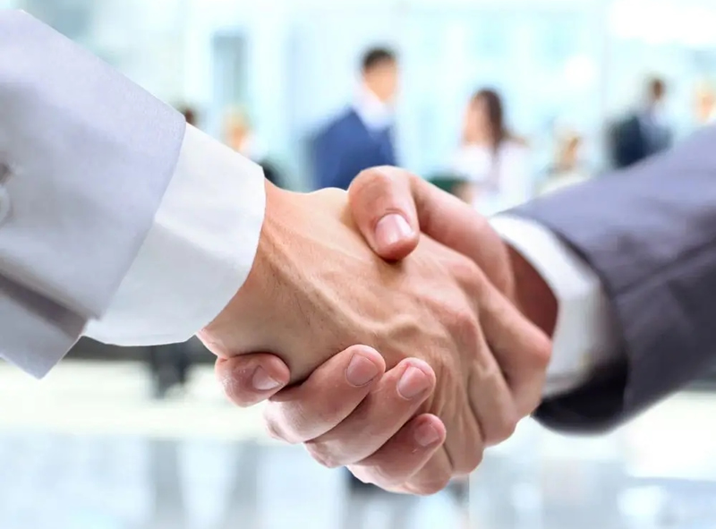 鑫松電器產(chǎn)品在運(yùn)輸和搬運(yùn)時(shí)需要注意哪些?